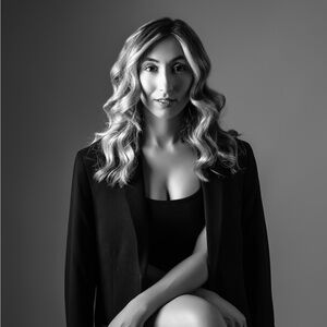 Meet your Posher, Mya